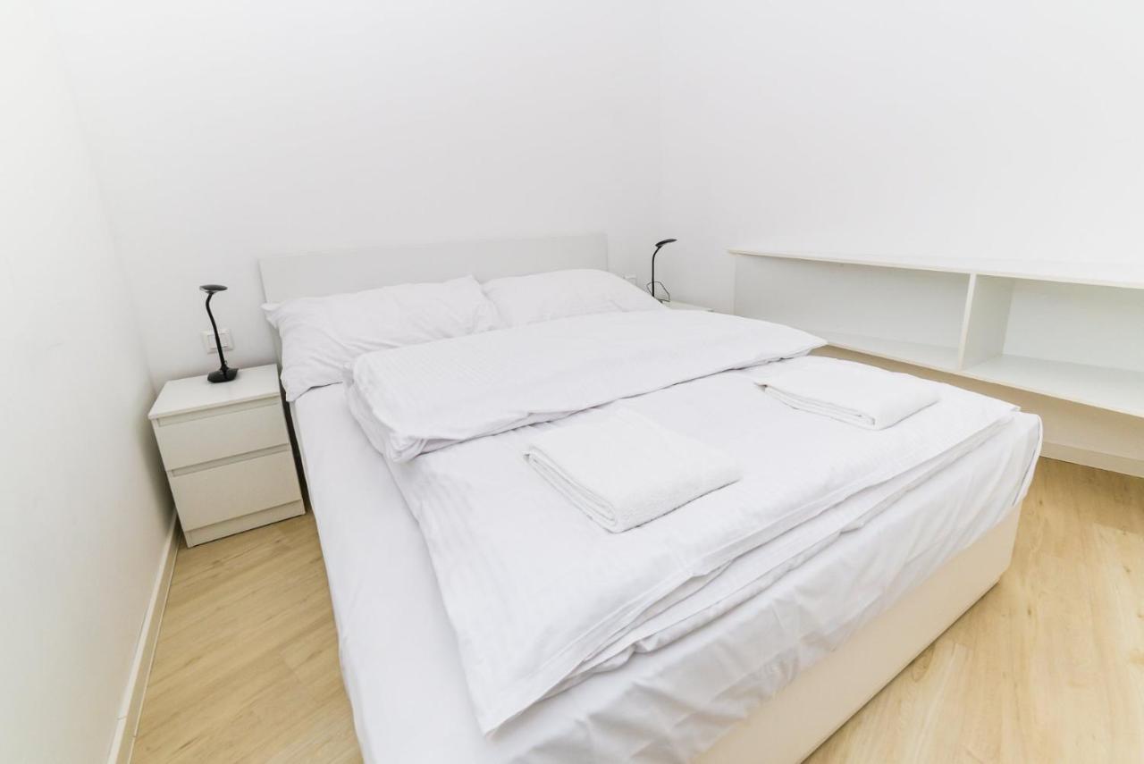 City Castle Apartments Free Parking Bratislava Exterior photo