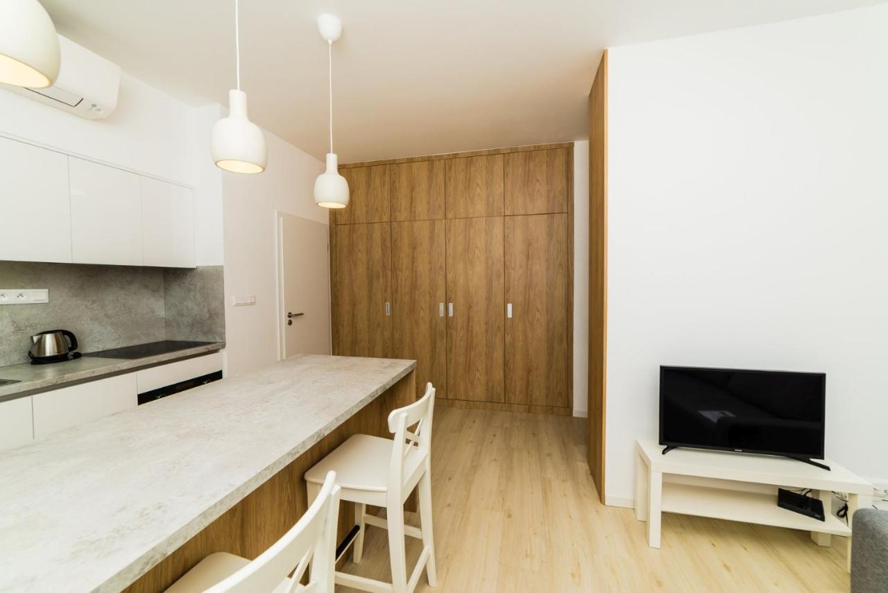 City Castle Apartments Free Parking Bratislava Exterior photo